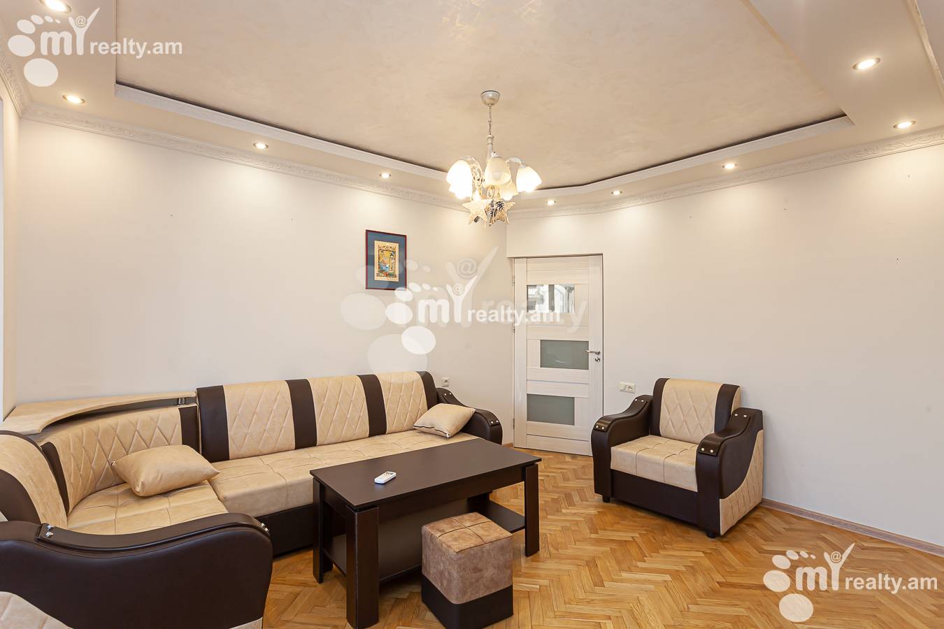 Снять 4 комнатную квартиру Лалаянц, Центр Ереван, 152479