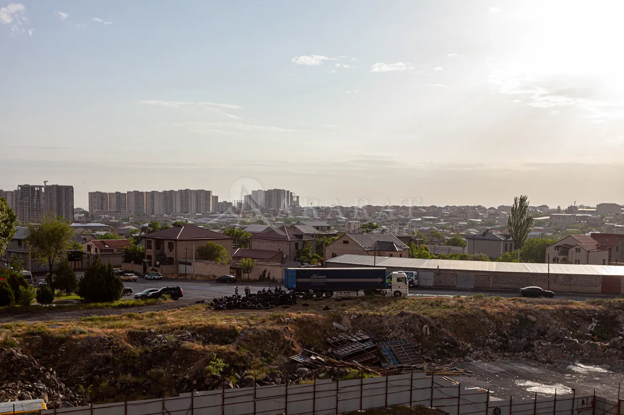 2 bedroom apartment for sale Davtashen 1 district, Dawtaschen Yerevan, 158114