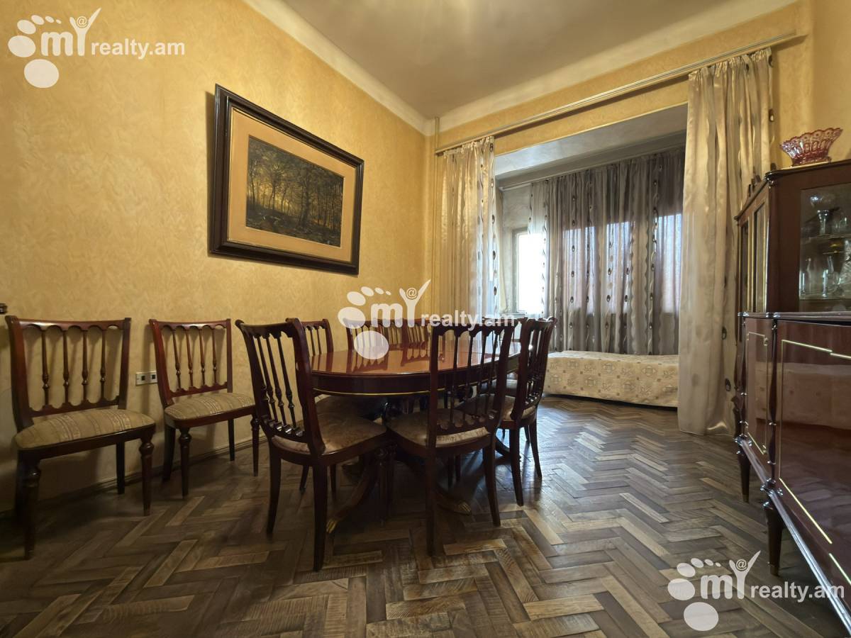3 bedroom apartment for sale Paronyan St, Center Yerevan, 159679