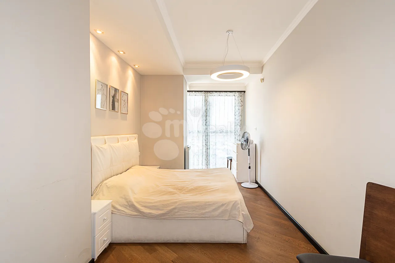 3 bedroom apartment for rent Tsitsernakaberd Highway, Center Yerevan, 159492