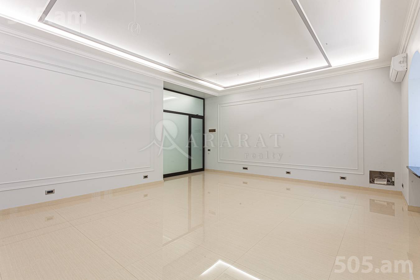 Commercial for rent خیابان تومانیان, مرکز شهر ایروان, 151367