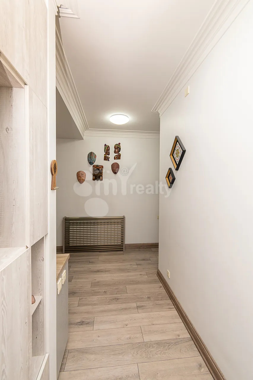 3 bedroom apartment for sale Antarayin, Rue Leonid Azgaldyan, Center Yerevan, 160270