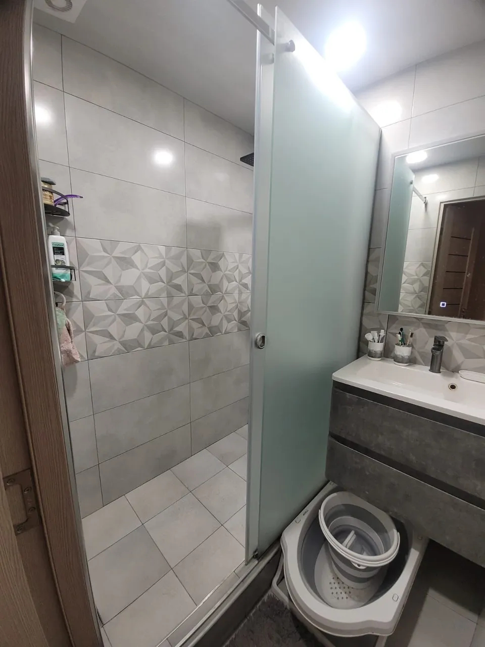 3 bedroom apartment for sale Frik St, Center Yerevan, 160892