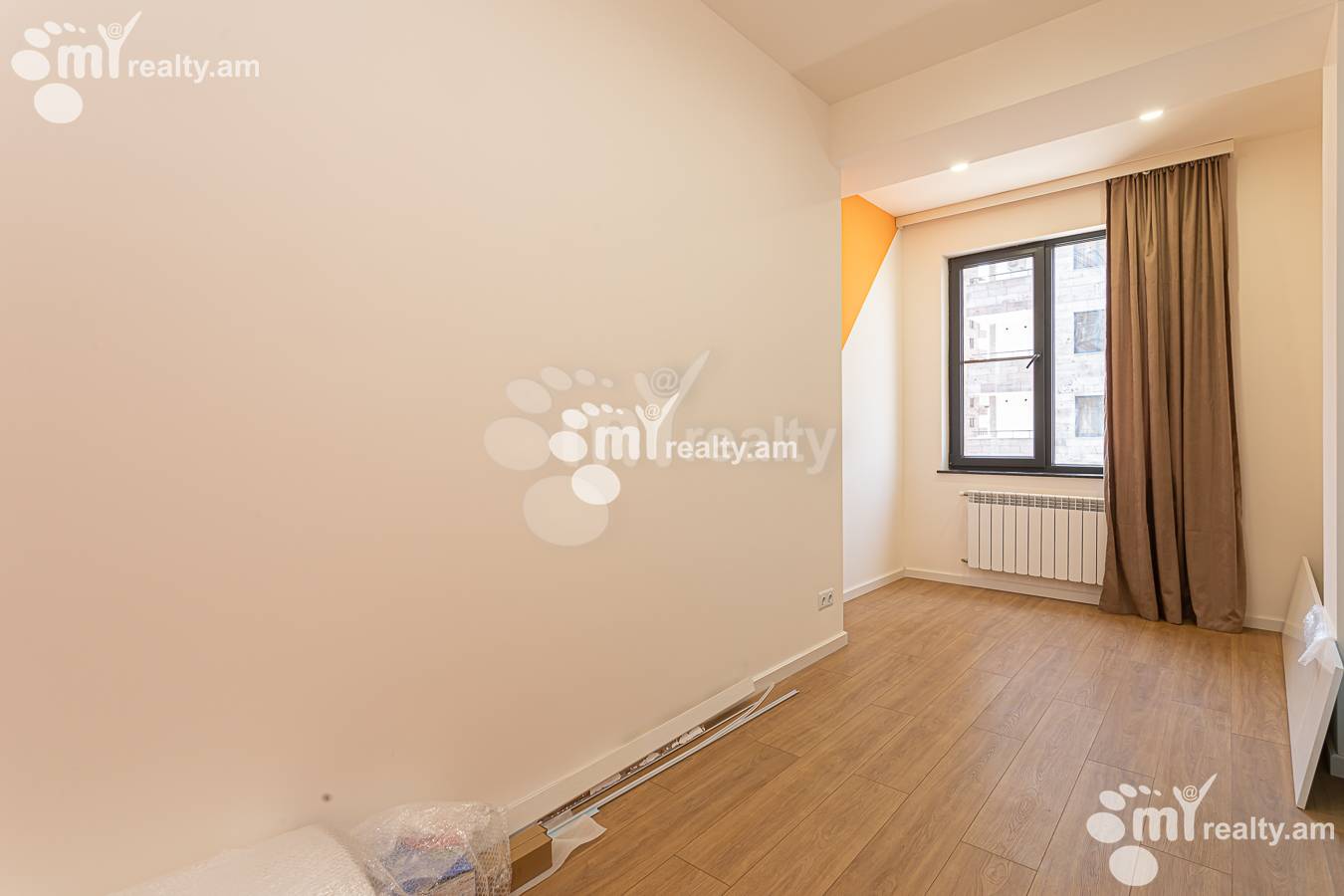 5 սենյականոց բնակարան  Ադոնց փող, Արաբկիր Երևան, 156523