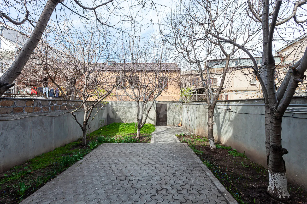 Առանձնատուն վարձով Բաբայան փող, Արաբկիր Երևան, 158721