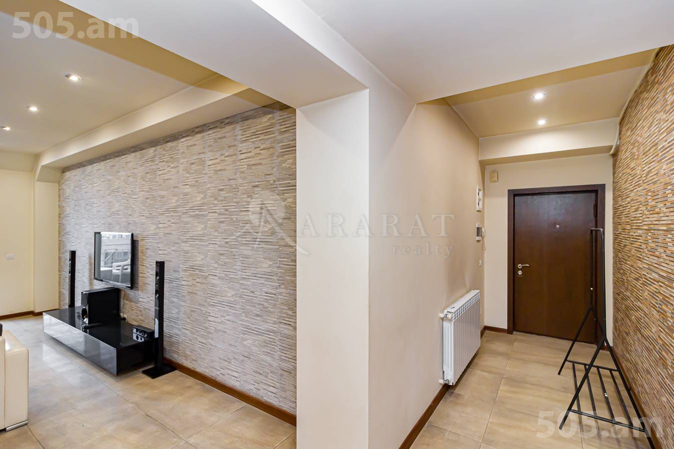 3 սենյականոց բնակարան  Անտառային փող, Կենտրոն Երևան, 153225