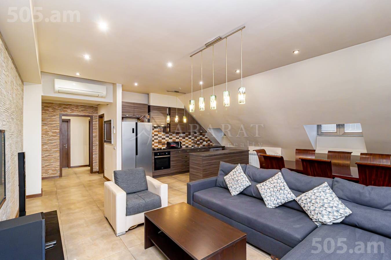 3 սենյականոց բնակարան  Անտառային փող, Կենտրոն Երևան, 153225