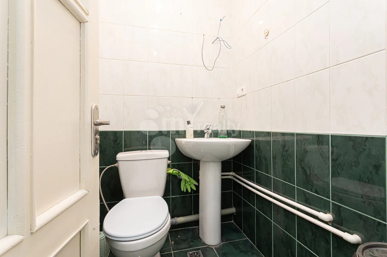 Commercial property for sale Aram St, Center Yerevan, 161791