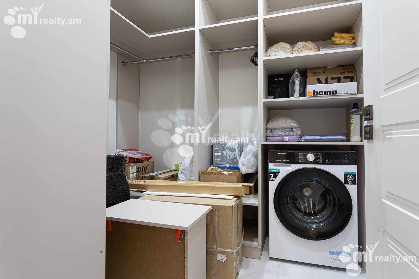 3 bedroom apartment for sale خیابان آخبیور سِروب, عربگیر ایروان, 156383