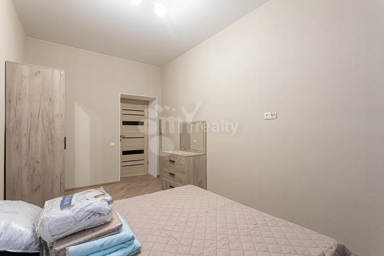 3 bedroom apartment for rent Saryan St, Center Yerevan, 158711