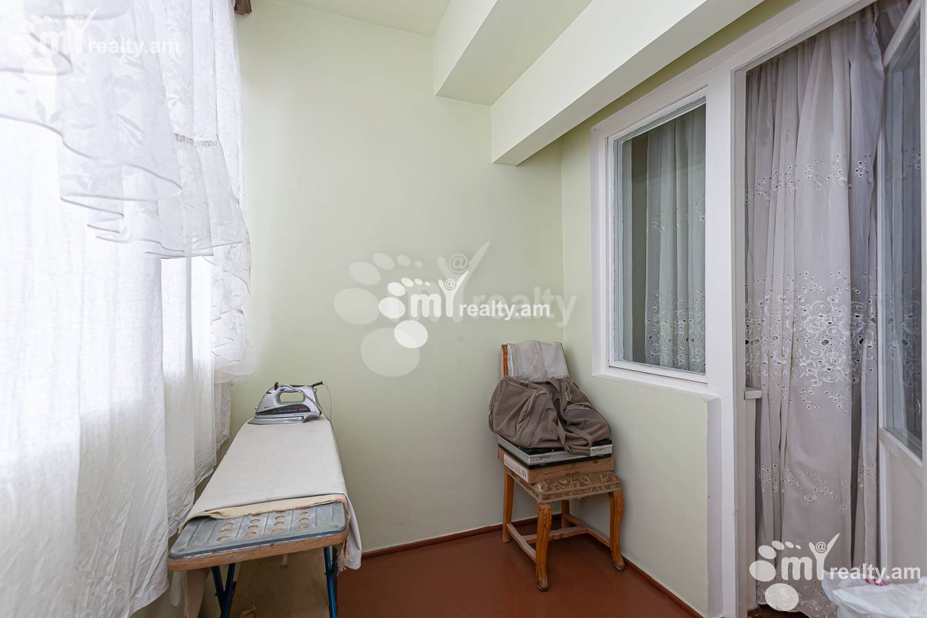3 bedroom apartment for sale Kajaznuni St, Center Yerevan, 145073