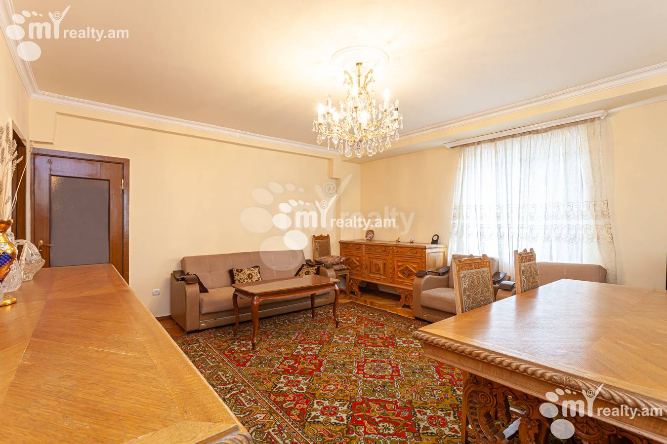 3 bedroom apartment for sale Kajaznuni St, Center Yerevan, 145073