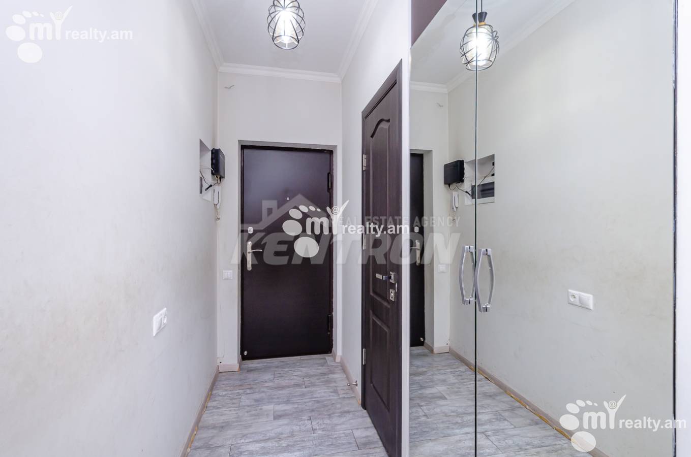 3 bedroom apartment for sale خیابان ابوویان, مرکز شهر ایروان, 153439