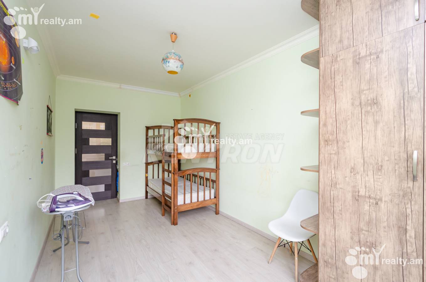 3 bedroom apartment for sale خیابان ابوویان, مرکز شهر ایروان, 153439