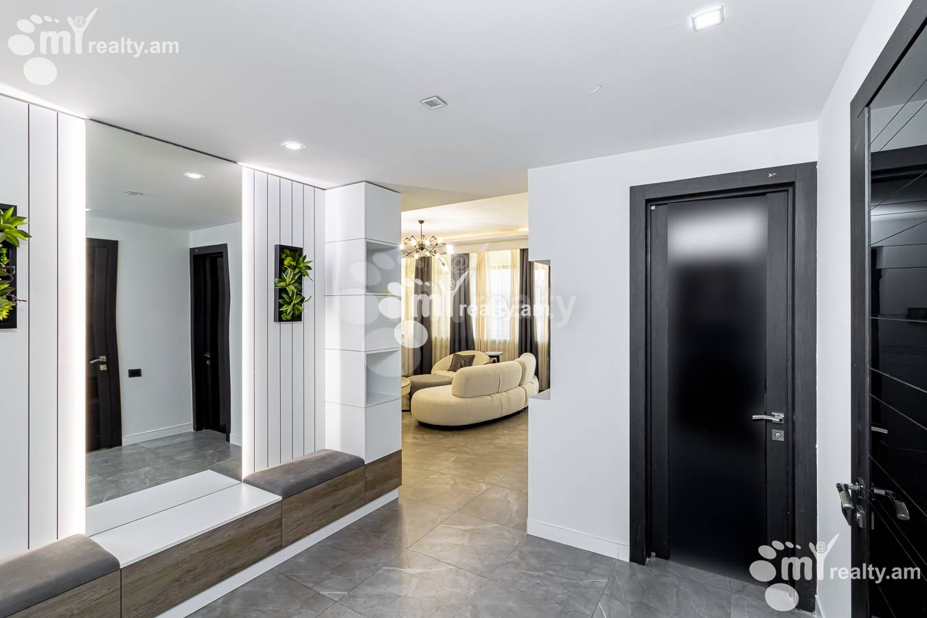 2 bedroom apartment for sale Amiryan St, Center Yerevan, 154194