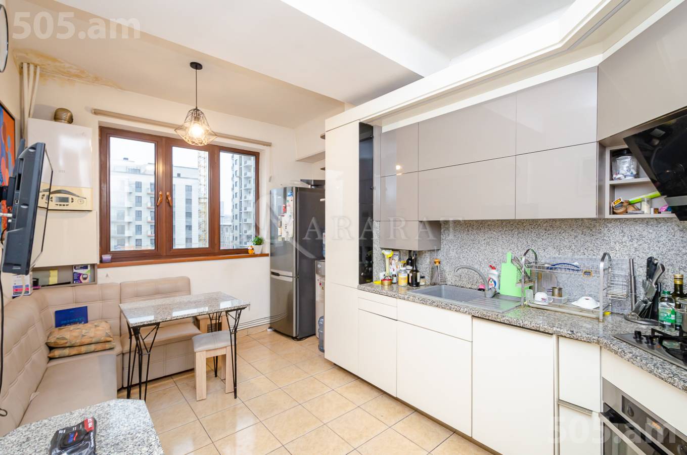 5 սենյականոց բնակարան  Օրբելի Եղբայրների փող, Արաբկիր Երևան, 154291