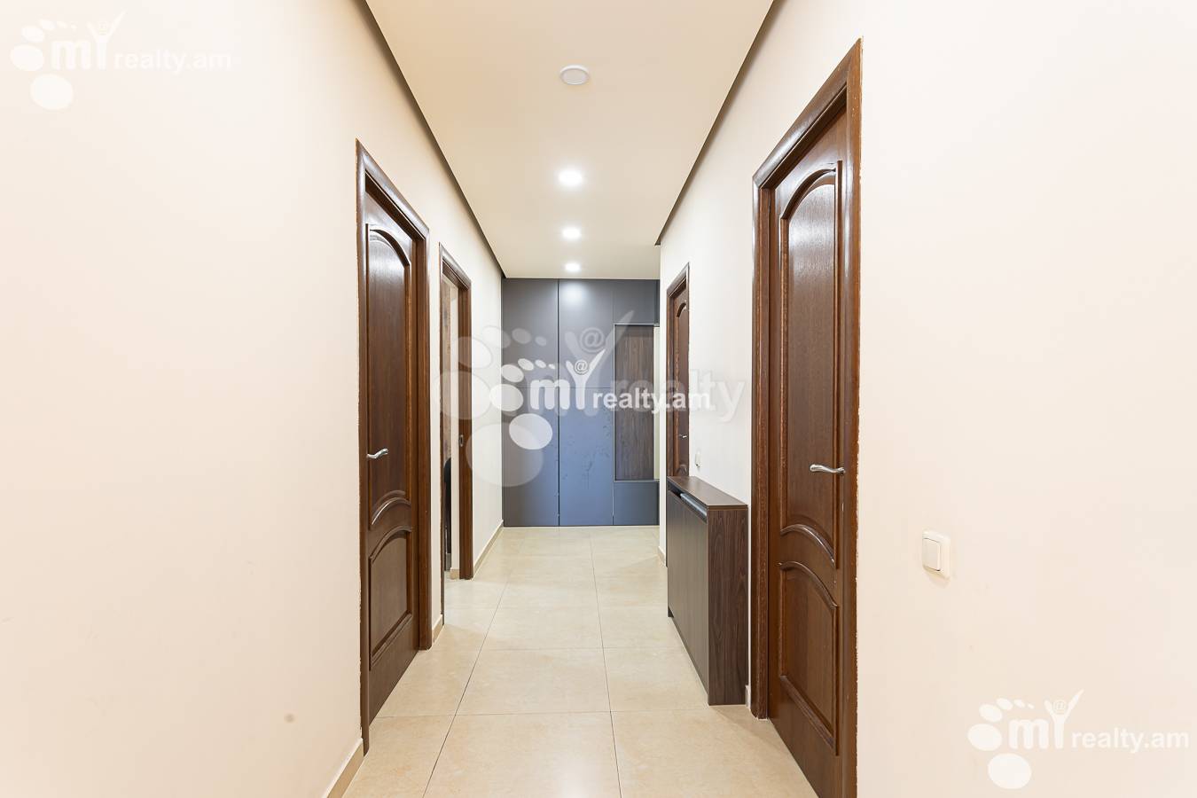 3 bedroom apartment for rent Arabkir 25 St, Arabkir Yerevan, 156901