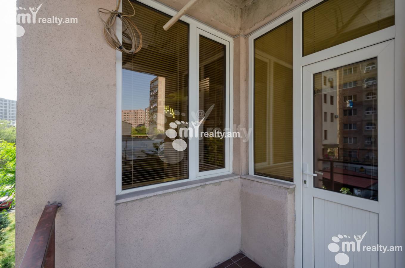 Снять 3 комнатную квартиру Мамиконянц ул, Арабкир Ереван, 137691