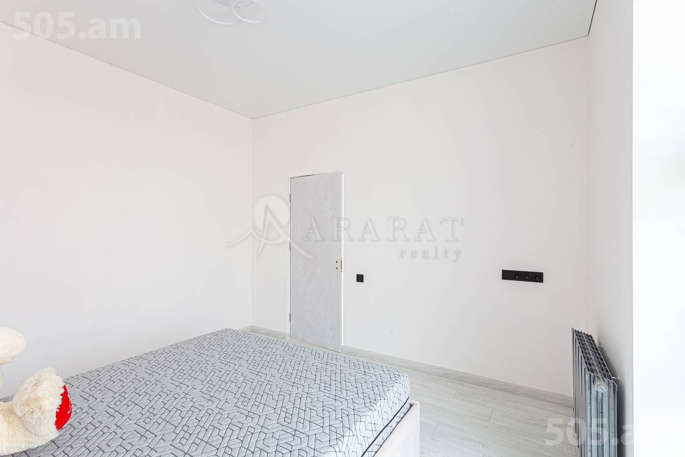 Купить дом Ахабабян ул, Давташен Ереван, 152163