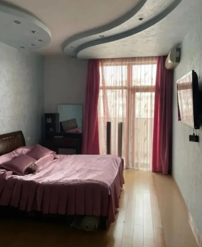 3 bedroom apartment for rent (خیابان باقرامیان (کِنترون, مرکز شهر ایروان, 161529
