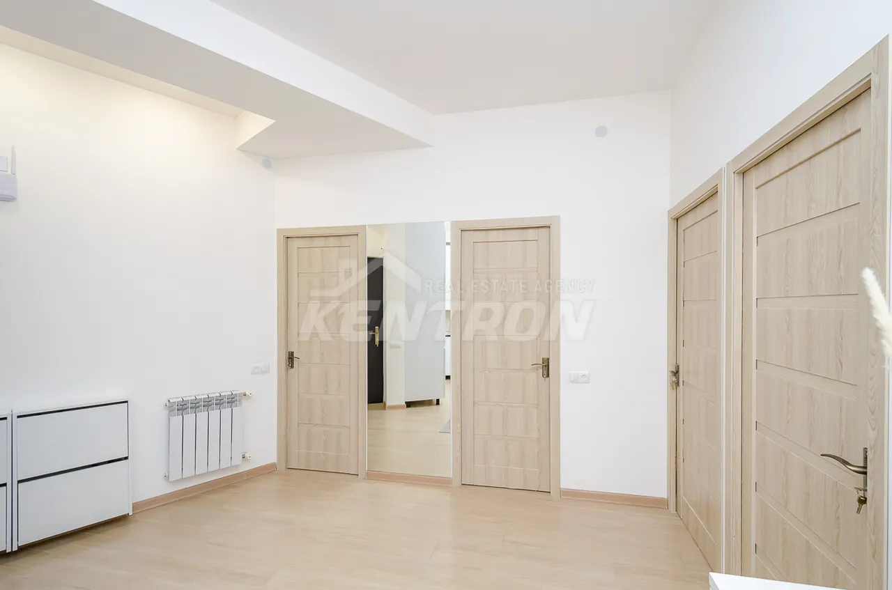 Купить 3 комнатную квартиру Адонц ул, Арабкир Ереван, 157862