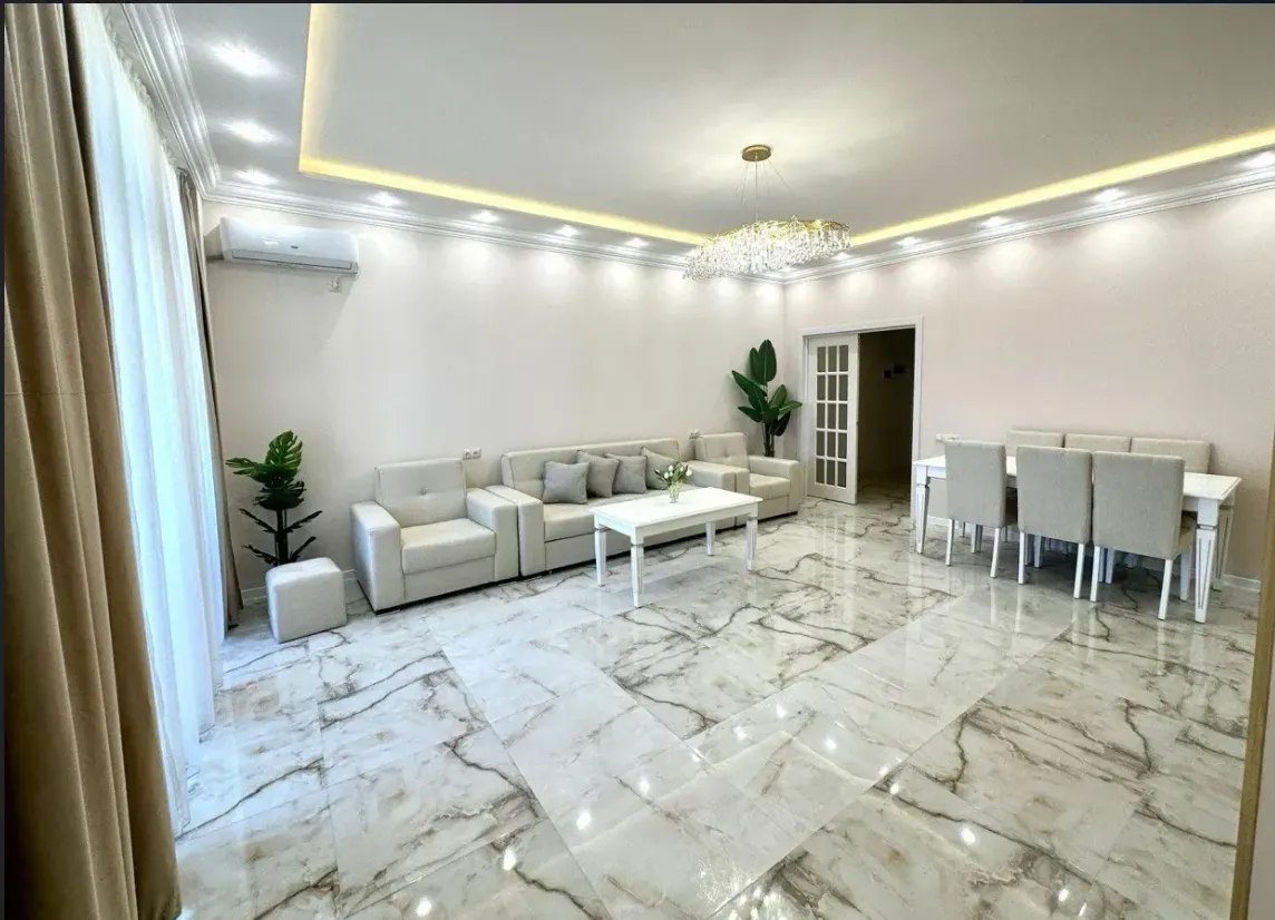 3 bedroom apartment for rent خیابان آرگیشتی, مرکز شهر ایروان, 159614