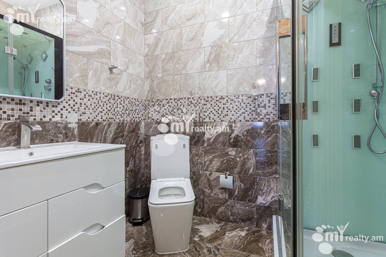 3 bedroom apartment for rent Hayrik Muradyan street, Arabkir Yerevan, 148720