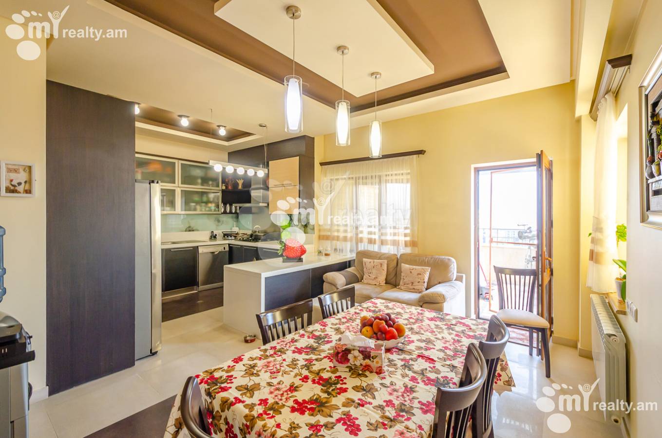 4 սենյականոց բնակարան  Կոմիտասի պող, Արաբկիր Երևան, 153021