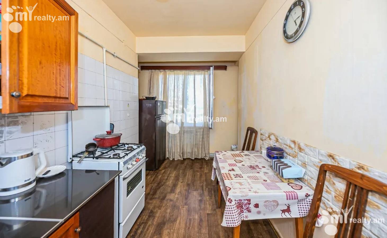 Купить 3 комнатную квартиру Овсеп Эмин ул, Арабкир Ереван, 156985