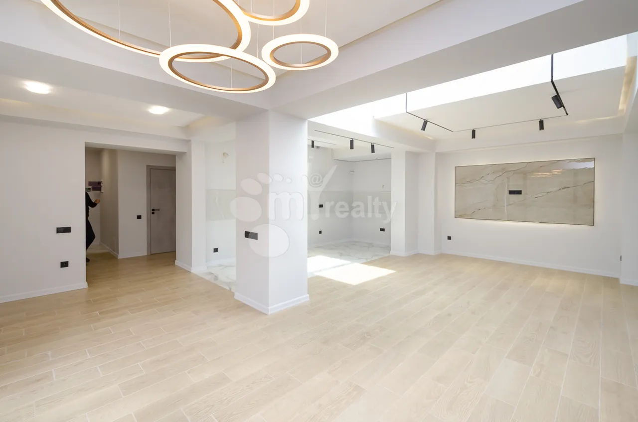 3 bedroom apartment for sale Sayat-Nova Ave, Center Yerevan, 157916