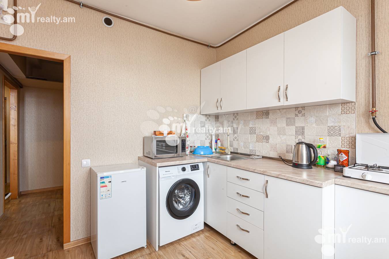 1 սենյականոց բնակարան վարձով Ամիրյան փող, Կենտրոն Երևան, 155571