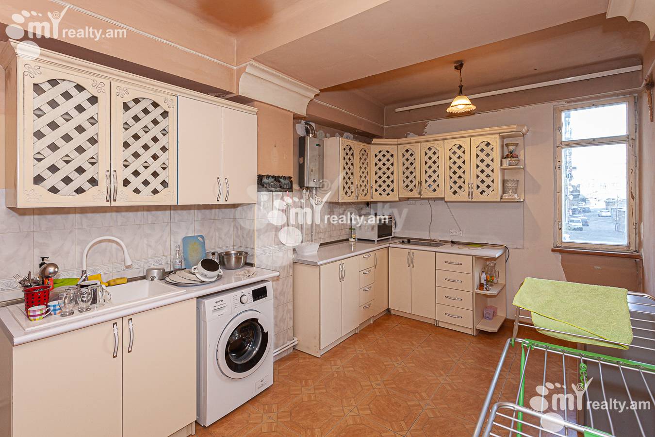 Купить 3 комнатную квартиру Тигран Мец пр, Центр Ереван, 151640