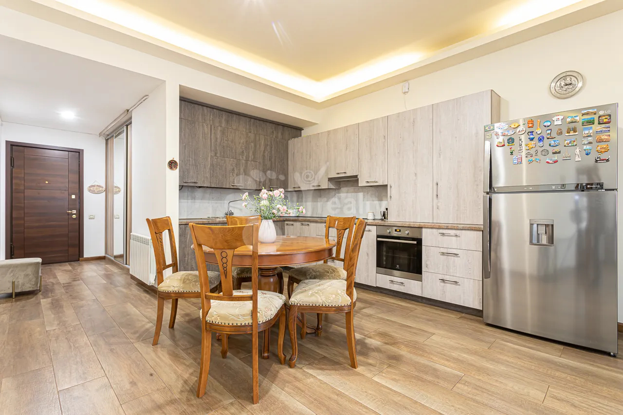 4 bedroom apartment for sale Yekmalyan St, Center Yerevan, 158585