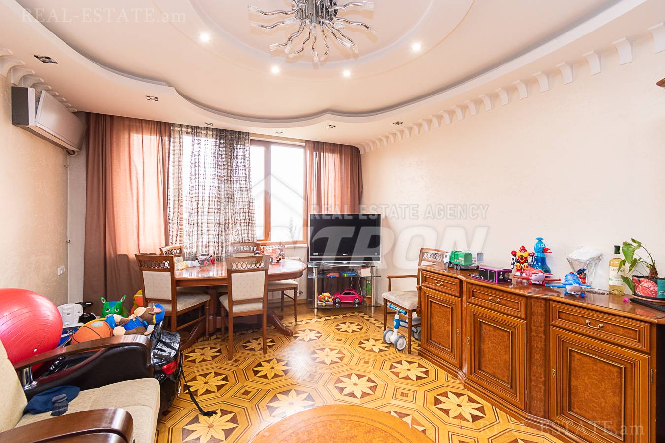 3 bedroom apartment for sale Vardanants St, Center Yerevan, 134658