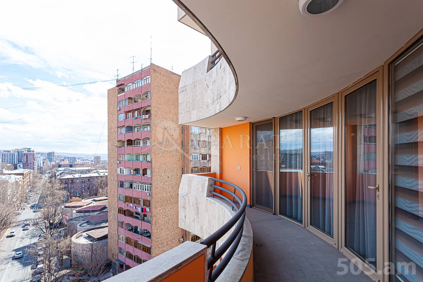 Снять 5 комнатную квартиру Лео ул, Центр Ереван, 153028