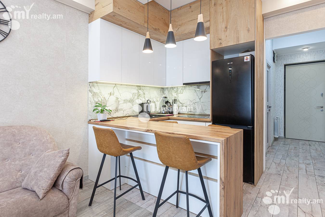 Купить 3 комнатную квартиру Ленинградян, Квартал Ваагни Ереван, 149033