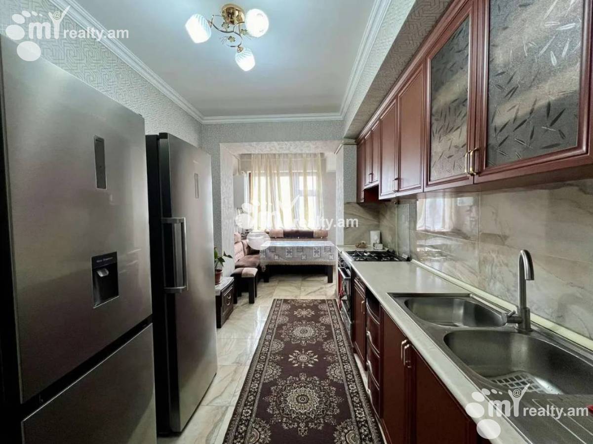 3 սենյականոց բնակարան  Սարյան փող, Կենտրոն Երևան, 155233