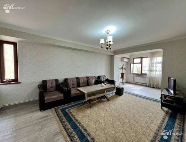 3-senyakanoc-bnakaran-vacharq-Yerevan-Center