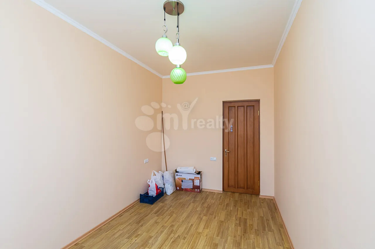 House for sale Melqumov St, Adjapnyak Yerevan, 160638