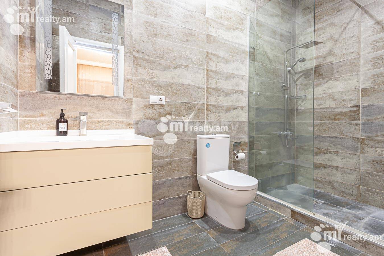 House for sale ناحیه V.., واهاگنی ایروان, 155105