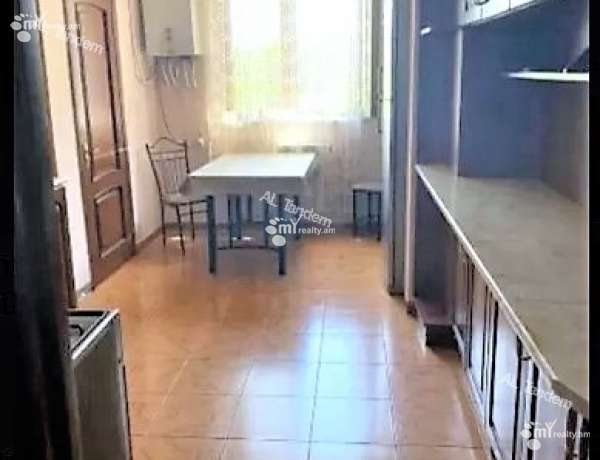 3-senyakanoc-bnakaran-vacharq-Yerevan-Ajapnyak