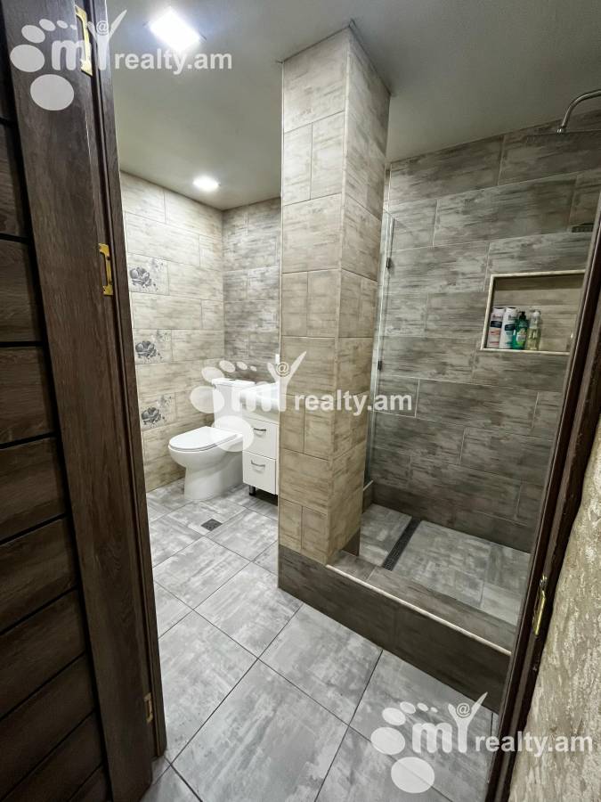 Купить 1 комнатную квартиру М. Меликян ул, Канакер-Зейтун Ереван, 152246