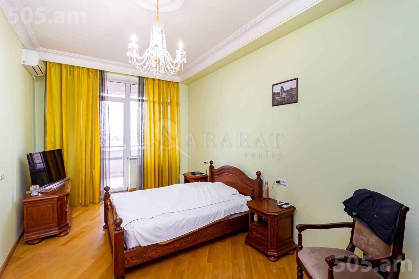 5 bedroom apartment for sale Dzorap St, Center Yerevan, 153331