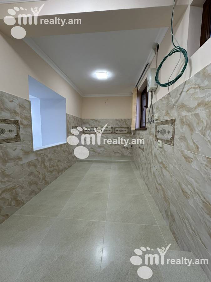 Կոմերցիոն տարածք  Տոլբուխինի փող, Արաբկիր Երևան, 156764