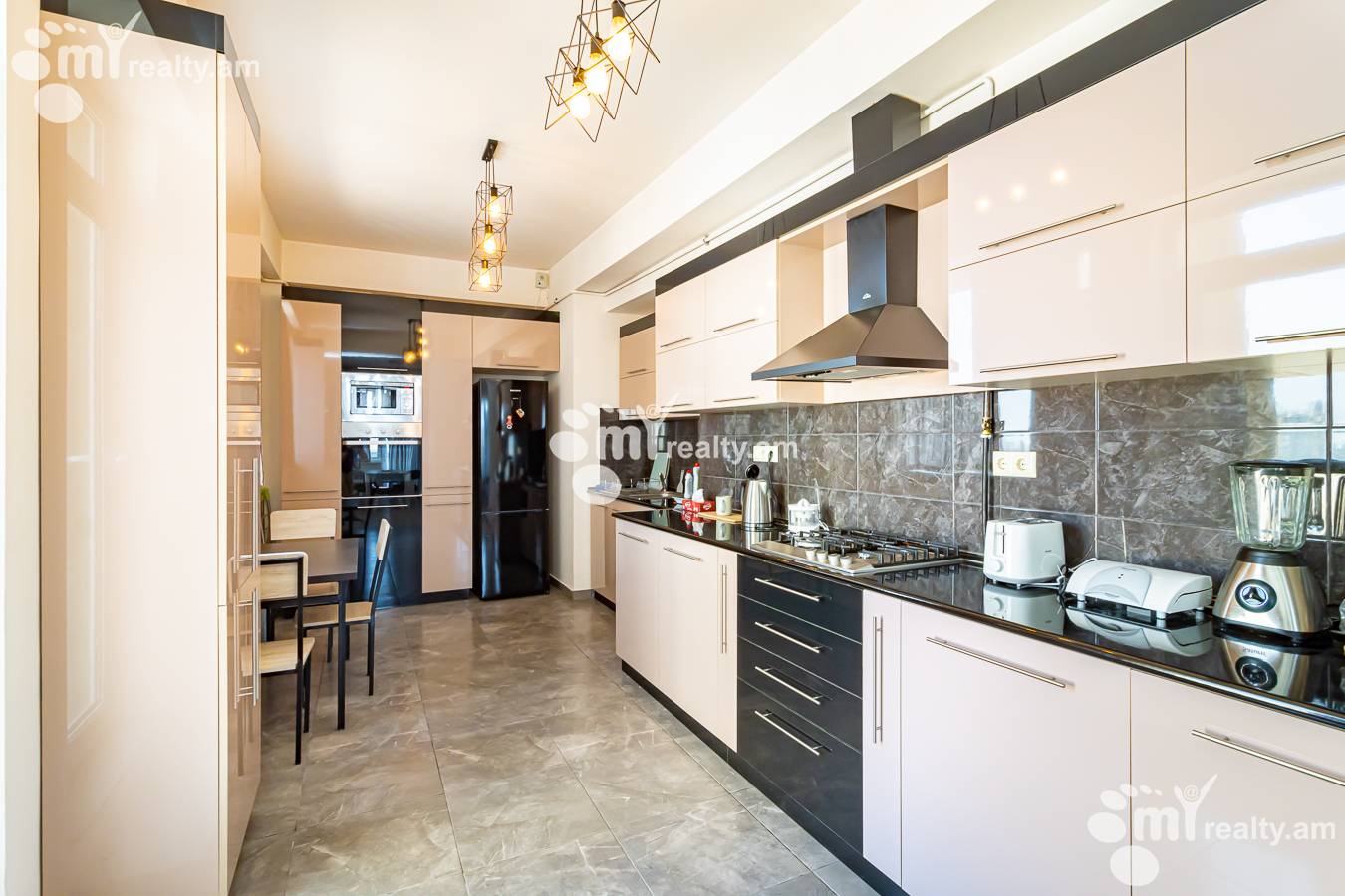 4 bedroom apartment for sale Davtashen 4 district, Davtashen Yerevan, 143278