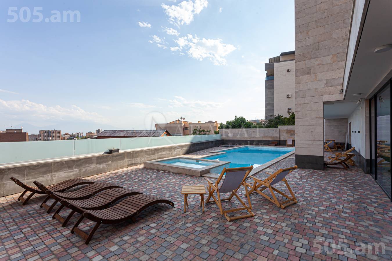 3 սենյականոց բնակարան  , Կենտրոն Երևան, 152087