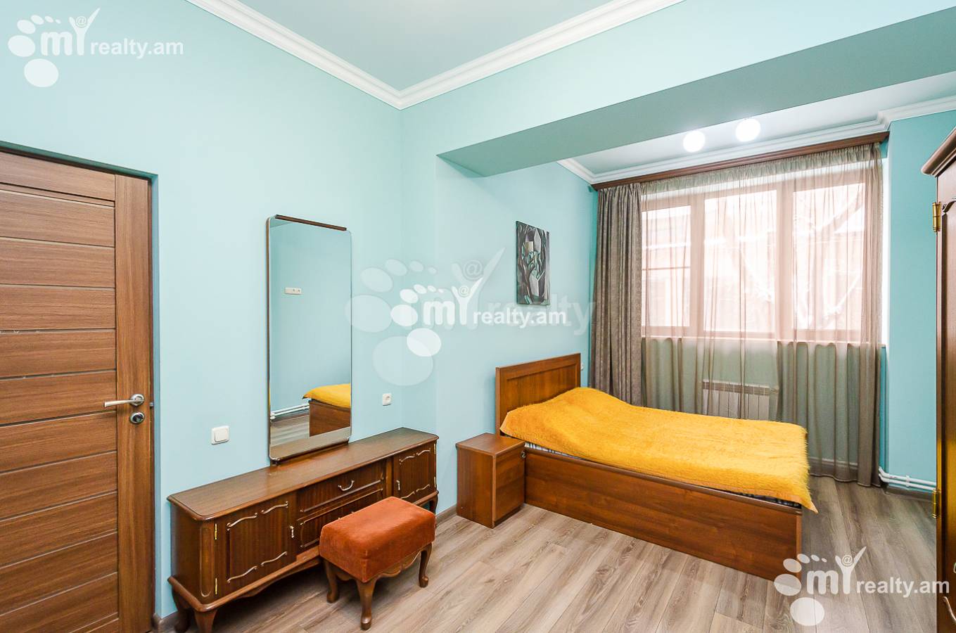 3 bedroom apartment for sale خیابان ابوویان, مرکز شهر ایروان, 148860