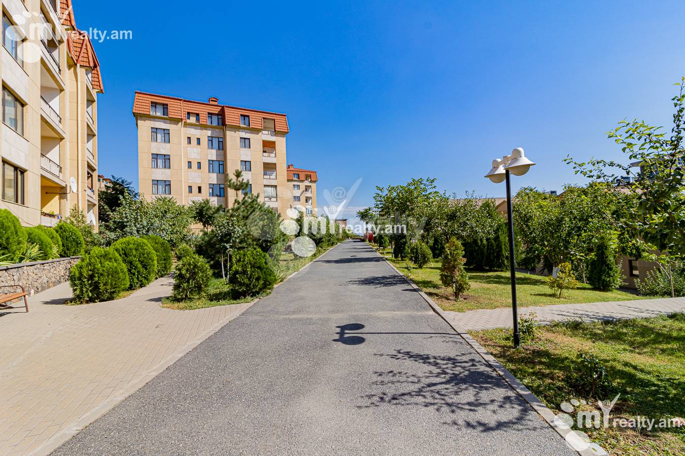 3 bedroom apartment for sale خیابان آنتارایین, مرکز شهر ایروان, 154889