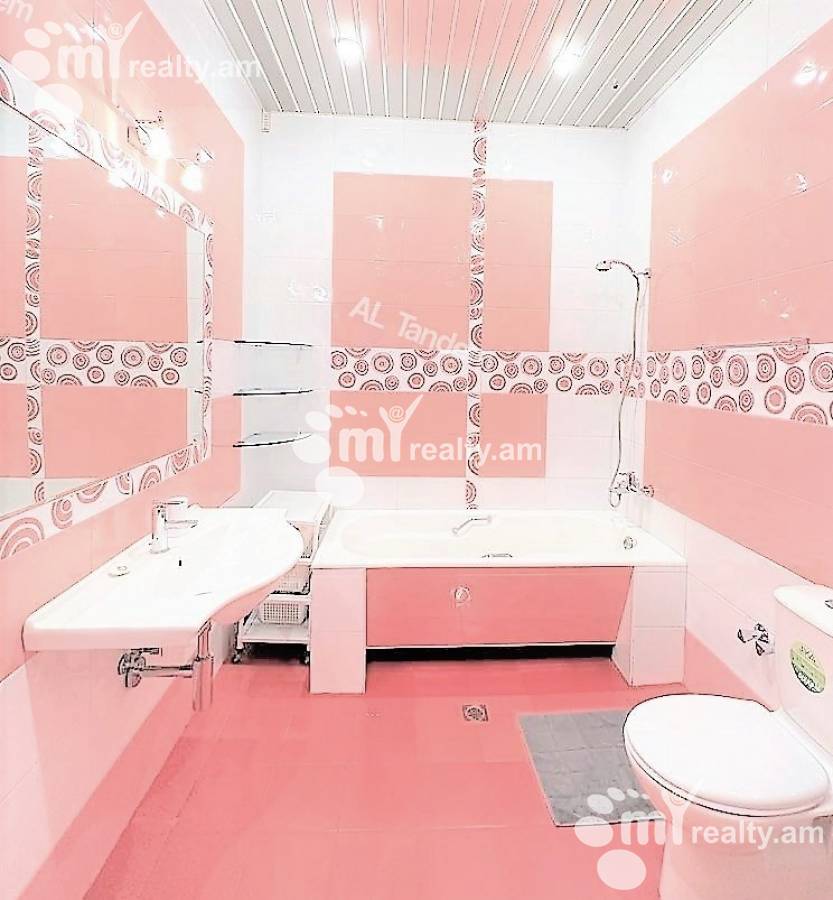 4 bedroom apartment for rent Sayat-Nova Ave, Center Yerevan, 139715