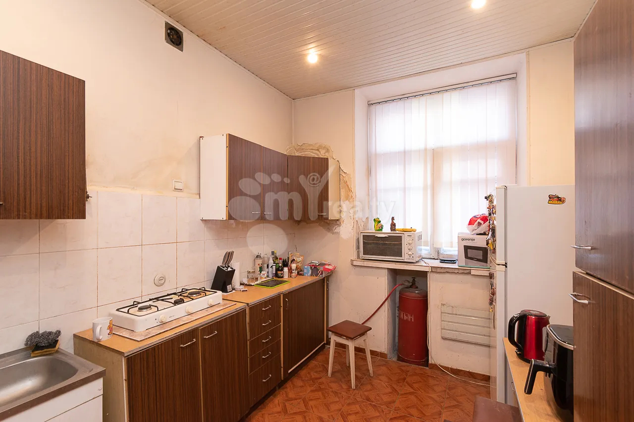 3 bedroom apartment for sale Baghramyan Ave (Kentron), Center Yerevan, 158944